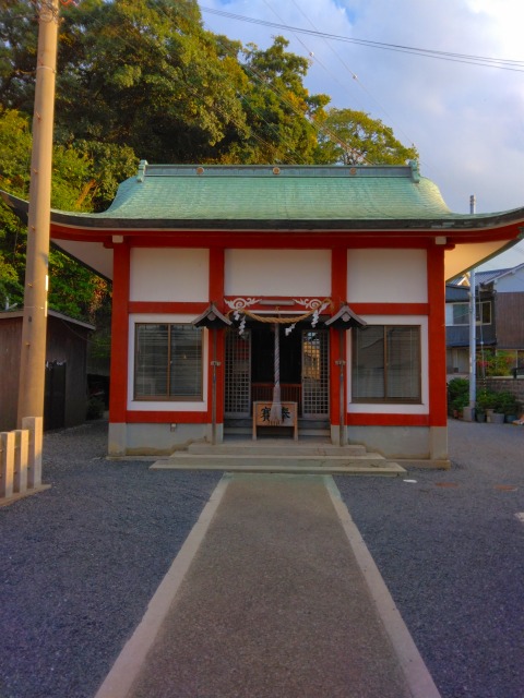 岩樟神社