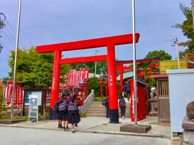 三光稲荷神社